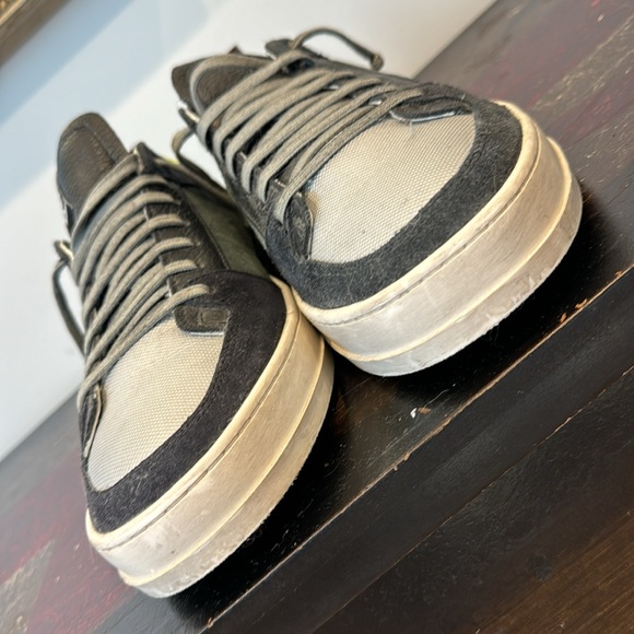 P448 low-tops - only lightly worn - great condition. High quality Italian made. - Picture 4 of 13